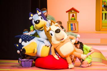 A scene from 'Bluey's Big Play The Stage Show".