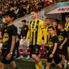 Wellington Phoenix on field at Hnry Stadium during a football match