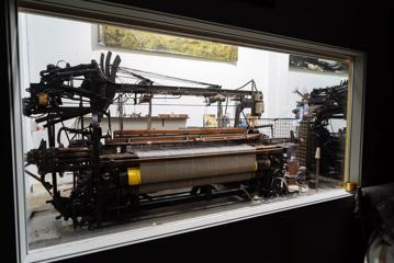 A wool weaving machine in Stansborough Mill.