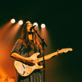 Kiwi singer-songwriter, Mel Parsons.