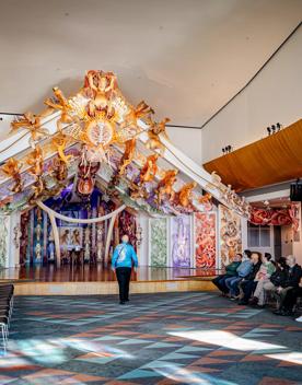 The Rongomaraeroa marae (place of encounter) with the central wharenui (meeting house) in Te Papa.