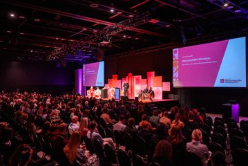 Delegates attend a presentation at RANZCOG ASM.