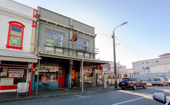 The exterior of Fidel's cafe.