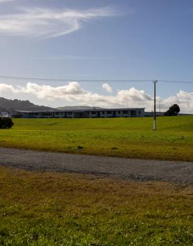 Ava railway bridge crossing over Hutt River