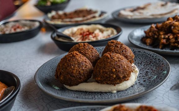 A close up of dishes served at Damascus.