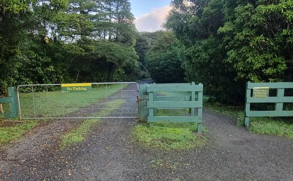 Entry gate to the Donnelly Flat Loop Walk