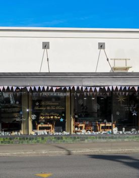 The small, charming town of Featherston for a screen location. With the backdrop of the Remutaka Range and 19th-century buildings.