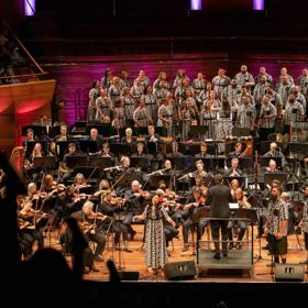 The New Zealand Symphony Orchestra performs 'Mana Moana' with the Signature Choir.