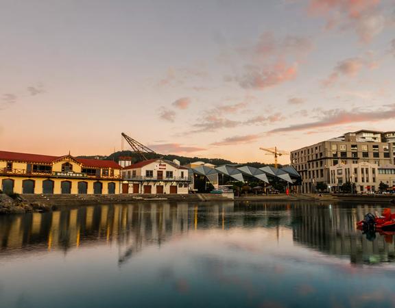 Wharewaka o Pōneke walking tours - WellingtonNZ