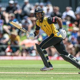 Wellington Firebirds run